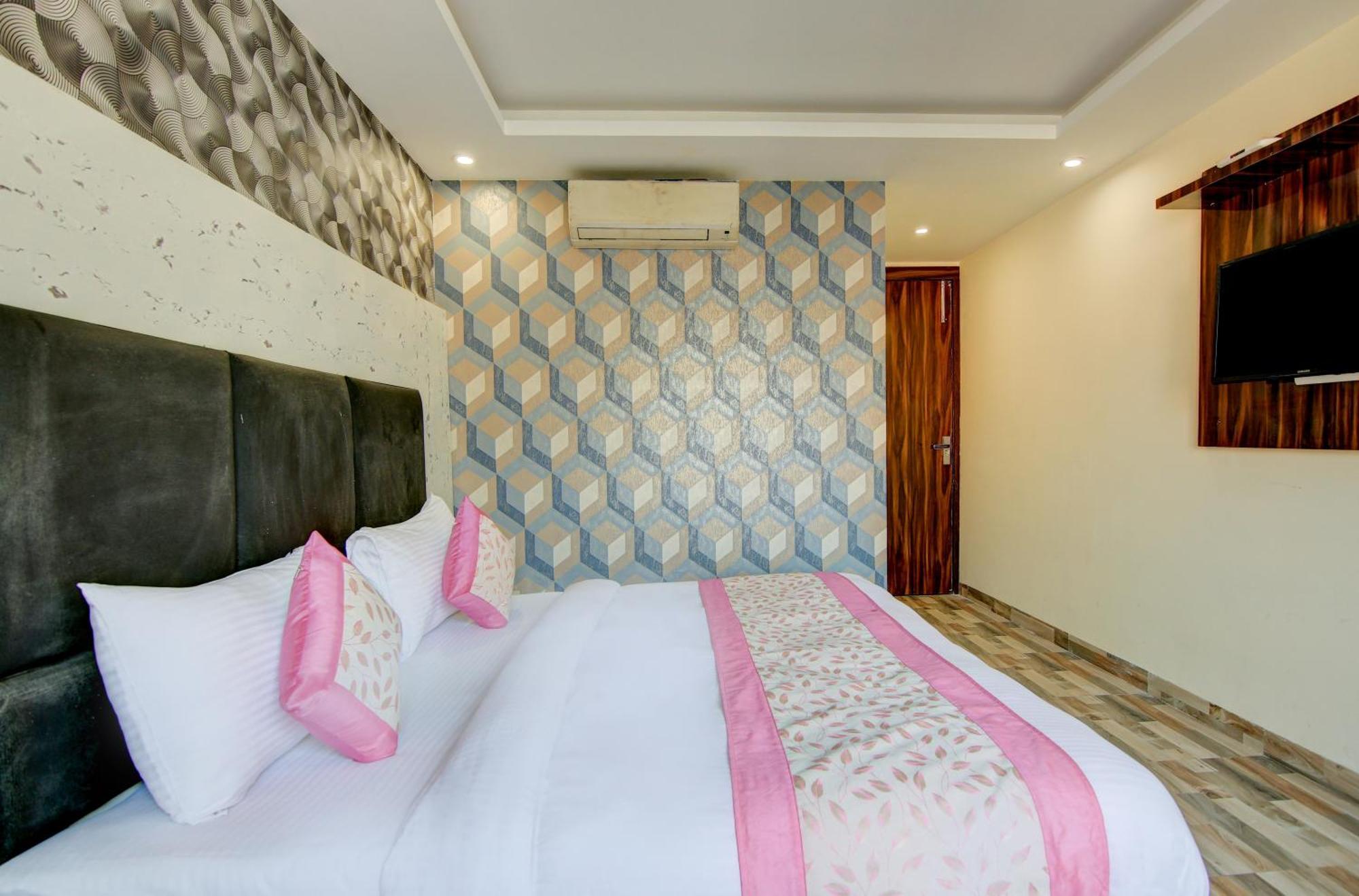 Hotel Smart Signature By Smart Group New Delhi Exterior foto