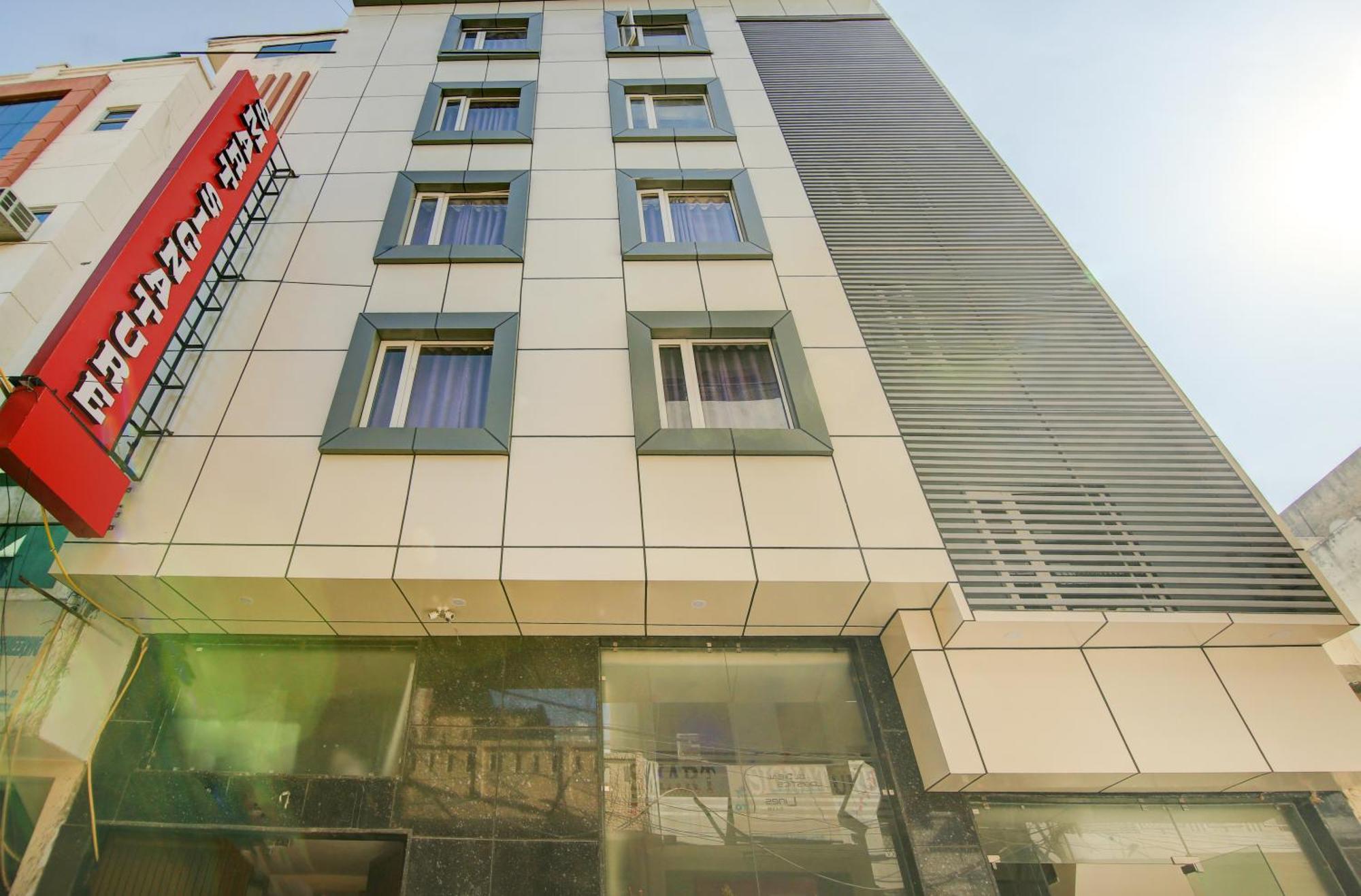 Hotel Smart Signature By Smart Group New Delhi Exterior foto