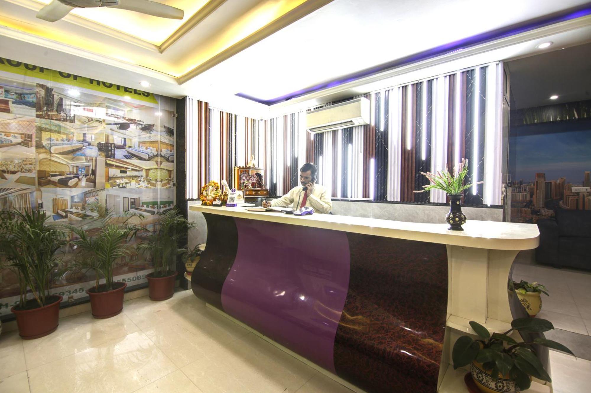 Hotel Smart Signature By Smart Group New Delhi Exterior foto